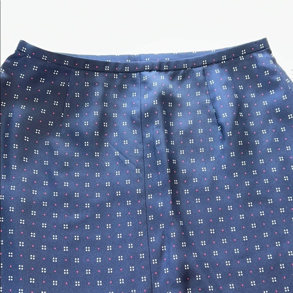 Ann Taylor Navy A-Line Skirt with Pattern - Picture 13 of 13